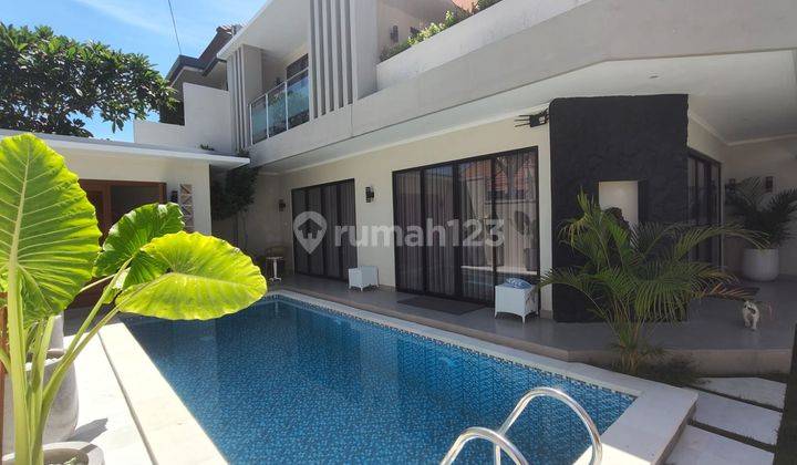 New Building Villa Located In Central Of Kerobokan, 5 Minutes To Petitenget, Seminyak And 10 Minutes To Famous Oberoi Street And Batu Belig Beach. 1