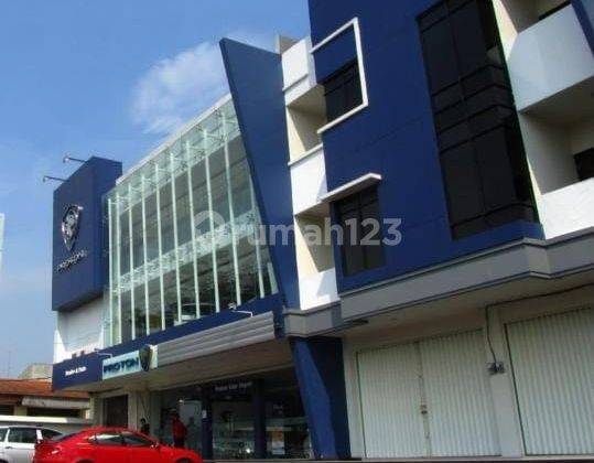 JUAL CEPAT TURUN HARGA Gedung Show Room Include Bengkel 1