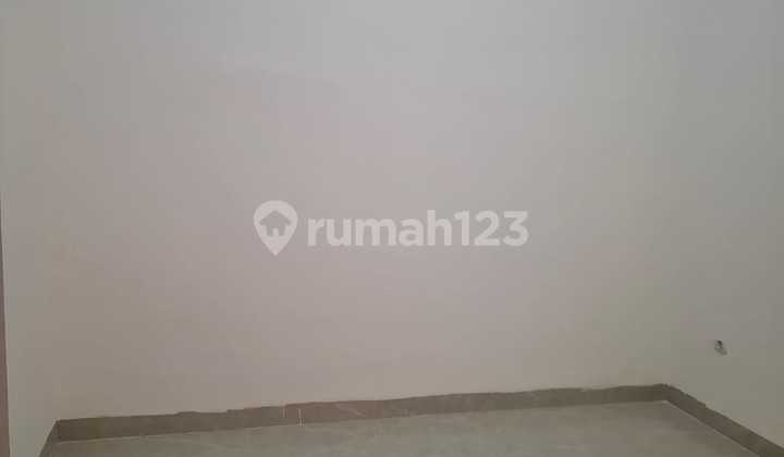 Rumah Baru 3 Lantai Siap Huni Bagus Cantik Di Hibrida  2