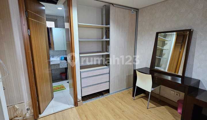 Apartemen Summit Tower Everest Lantai Atas Siap Huni 2