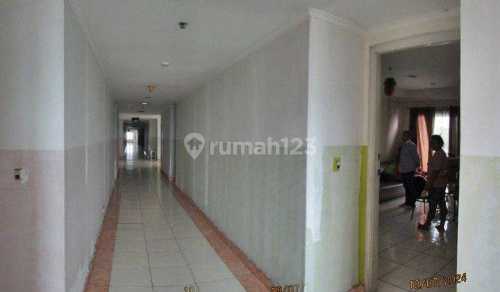 Apartemen Moi Santai Monica Lantai Atas  2