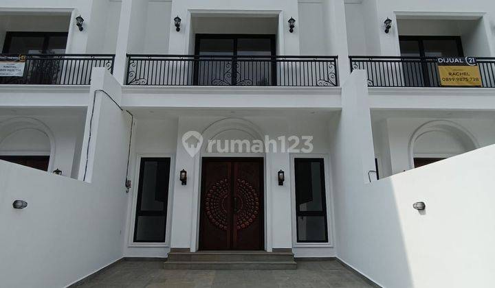 Brand New 3 Ruko Gandeng 3.5 Lantai Pulomas Barat Bersih  2