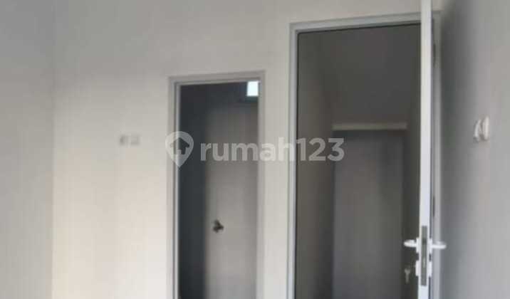 Ready-to-Occupy House Gading Griya Residence Flood-Free 2