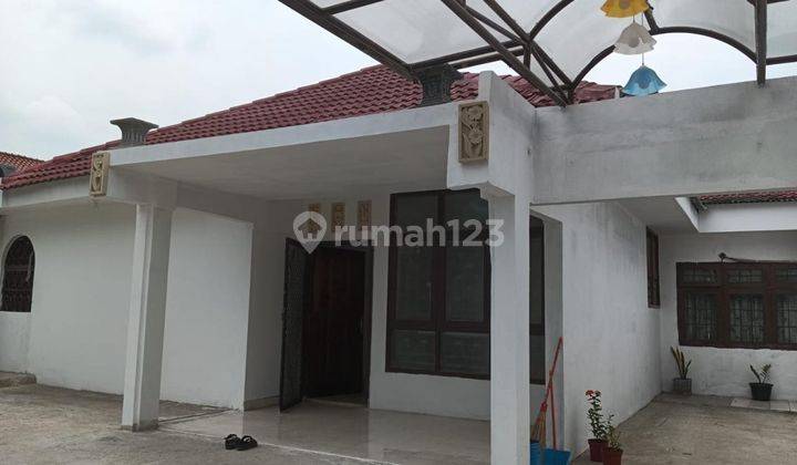 Rumah Rapi Siap Huni Semi Furnished di Pulomas Barat  1