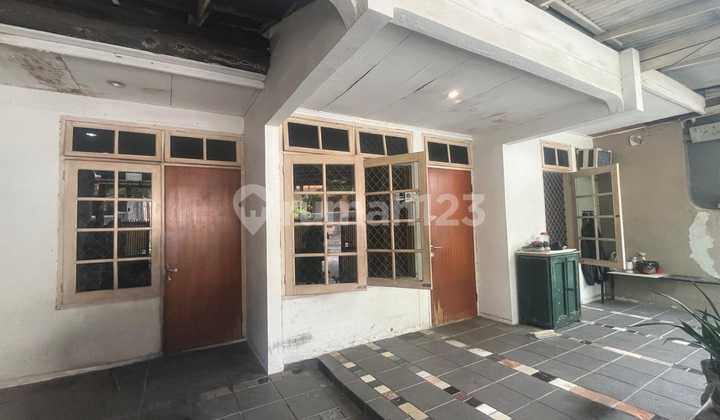 Dijual Cepat Rumah Hitung Tanah Lebar 8 Belakang Mall Mkg Jalan 2 Mobil Bebas Banjir 2