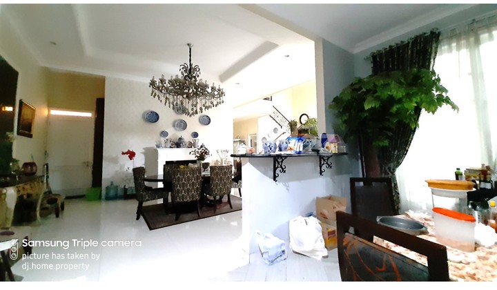 dijual rumah lux tengah kota jl sekartongeret bdg kotak material mewah lantai marmer 2