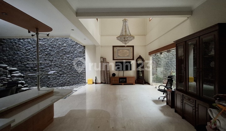 Dijual Rumah Lux Kancra Sayap Buahbatu Lokasi Strategis 2