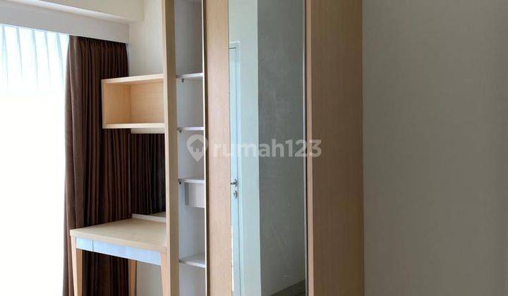 Dijual Apartemen Full Furnished Mewah Grand Kamala Lagoon, Bekasi 4