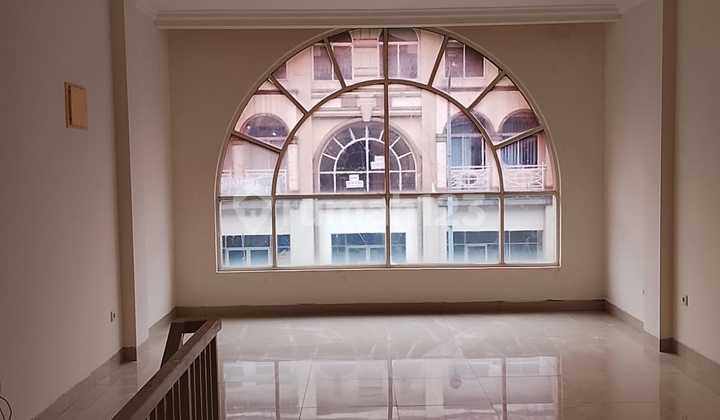 For Rent Shop House in Galaxy Bekasi