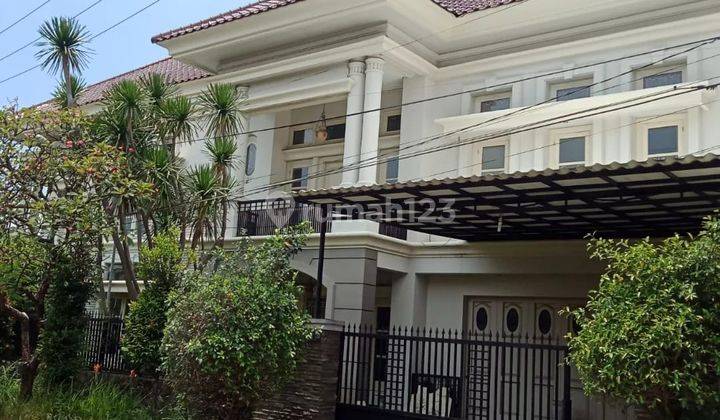 Di Jual Rumah Mewah Manyar Kertoarjo  1