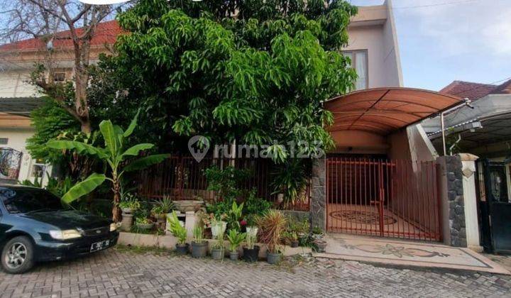 Di Jual Rumah Gading Pantai, Surabaya  1