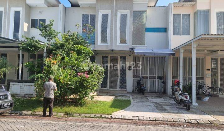 Disewakan Rumah Long Beach Pakuwon City Surabaya Timur 1