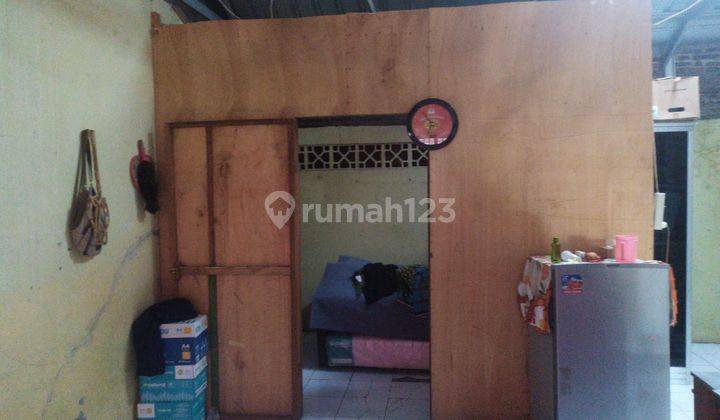 Dijual Tanah Bonus Rumah Lama di Jagalan Jebres Solo lokasi Strategis.  2