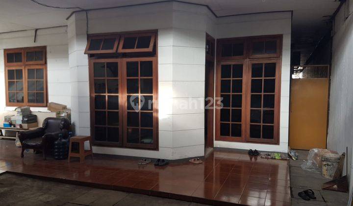 Dijual Rumah Lama di Kepatihan, Jebres, Solo 2