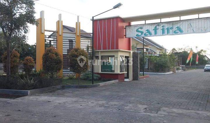 Rumah Dalam Perumahan di Tasikmadu dkt UNS Solo 1