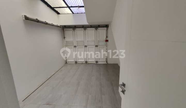 Rumah Besar Keren Mayang Sunda Kota Baru Parahyangan 2