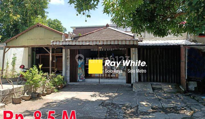 Dijual rumah jl honggowongso serengan solo 1