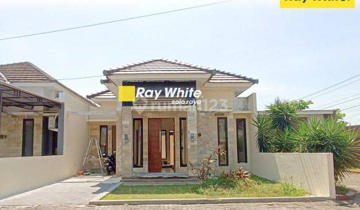 Dijual rumah solo baru 1