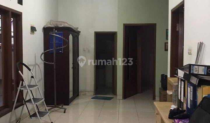 Dijual rumah siap huni hook 2 lantai semi furnished di perumahan di Bekasi Utara  2