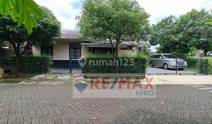 Dijual rumah hook 2 lantai di Kemang Pratama Bekasi Selatan 1