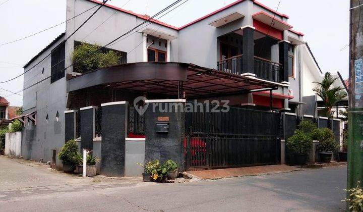 Rumah hook dijual di perumahan di sekitar Galaxy Bekasi Selatan 1