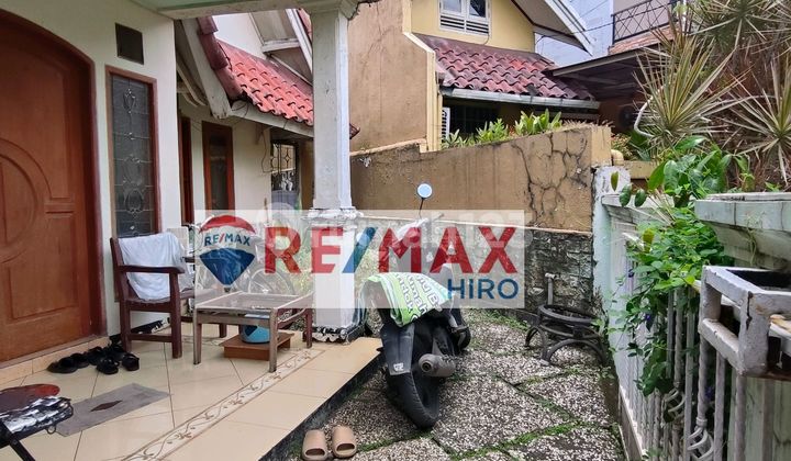 Quick Sale 2-Story Flood-Free House in Jatibening 2