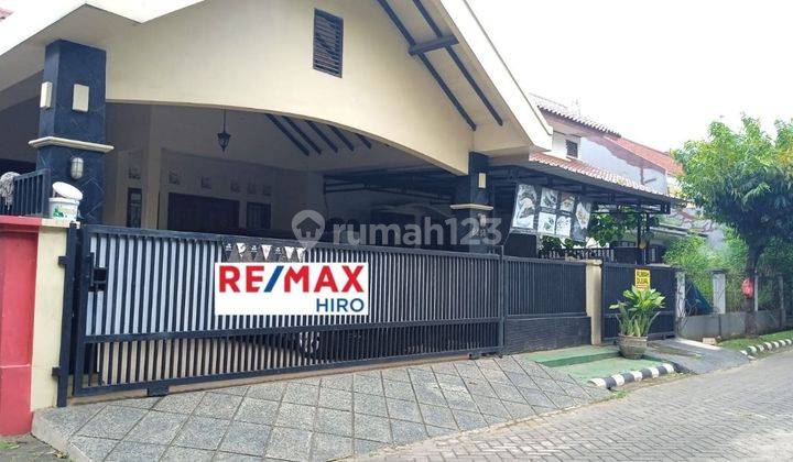 Dijual Rumah Lebar Bebas Banjir Di Kemang Pratama  1