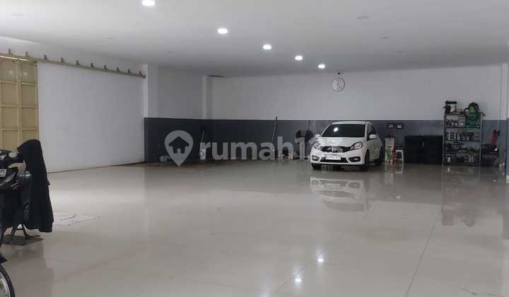 For Rent 5-Story Hook Shophouse on Mega Boulevard Harapan Indah, Bekasi