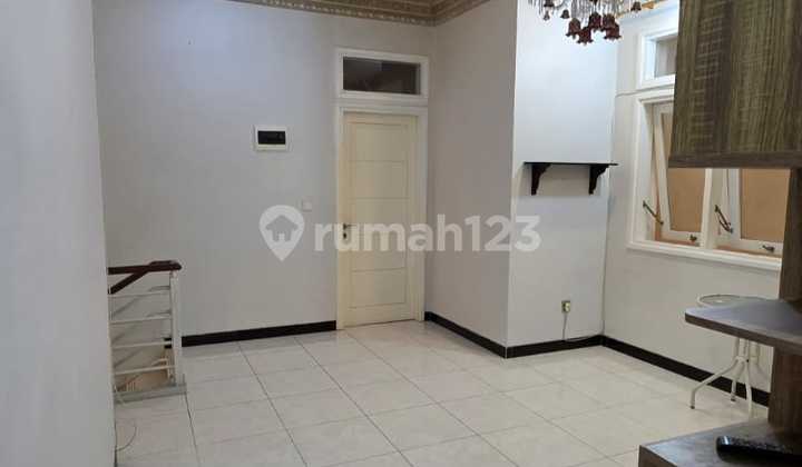 Jual Rumah Semi Furnish Bagus 2 Lantai Di Kelapa Gading Jakarta Utara 2