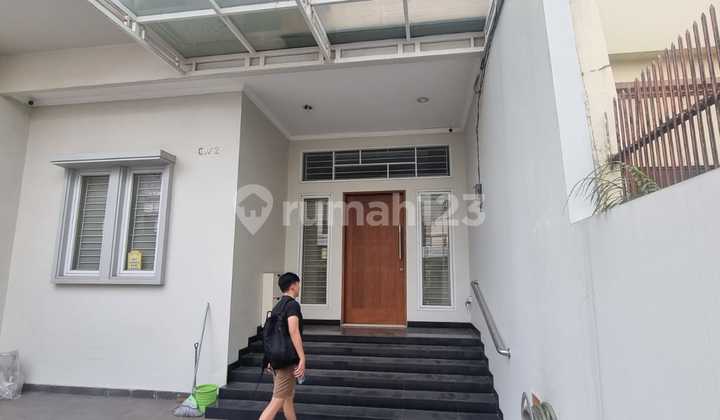 Di Jual Rumah Bagus Dan Siap Huni 2 Lantai Di Sunter Bisma