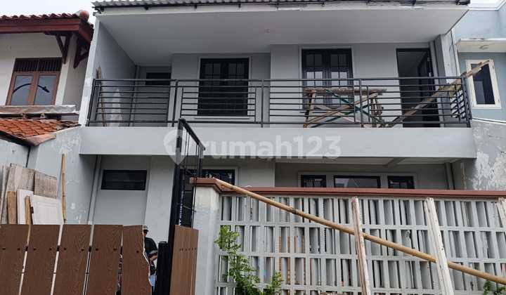 Jual Cepat Rumah 2 Lantai Ful Renovasi di Metland Cakung Jakarta Timur