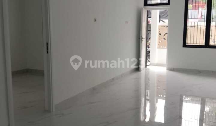 Jual Rumah Baru 2 Lantai Dan Bagus Siap Huni Di Harapan Indah, Bekasi. 2
