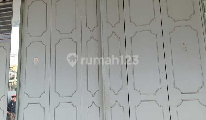 Sewa Rumah Usaha 2 Lantai Full Renovasi Dan Mewah Di Tarumajaya