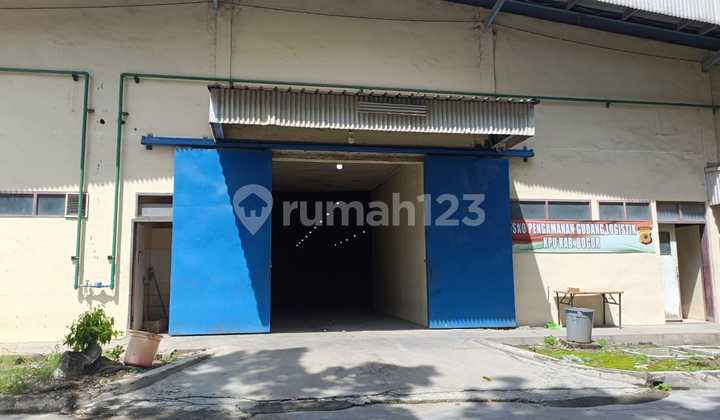 Disewakan Gudang Bagus di Zona Industri Kawasa Pergudangan Indocement 1