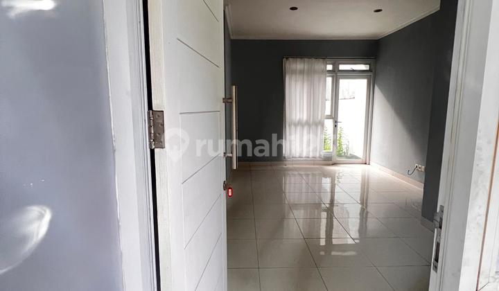 Disewakan Rumah Bagus dan Siap Huni 2 Lantai Dalam Cluster Metland Cakung