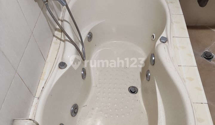 Jual Rumah 2 Lantai Siap Huni di Metland Menteng, Cakung.