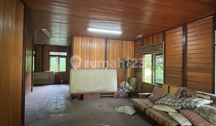 For Sale by Auction House in Cilandak With an Area of 3050 2