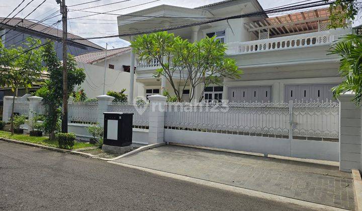 For Rent Rumah Di Kawasan Elit Mega Kuningan  1