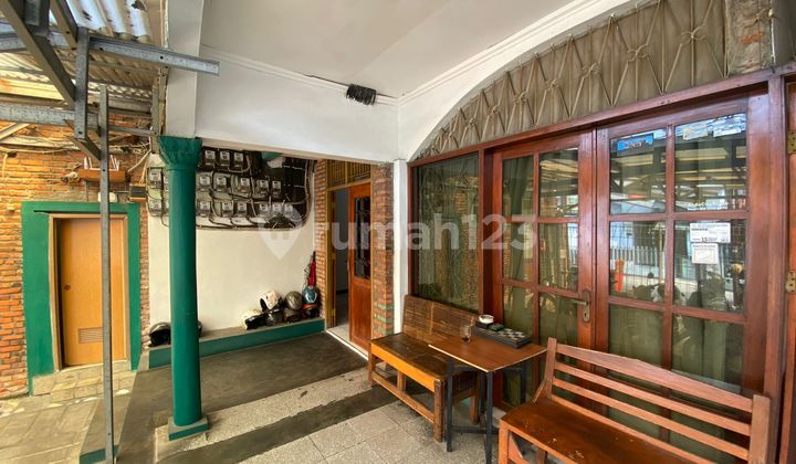 Good Invest !!! Dijual Rumah Terawat Asri Nyaman Bonus Kosan Aktif Dekat Mrt H Nawi Gandaria 2