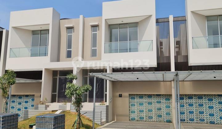 Disewakan Rumah Pik2 Cluster Manhattan Uk 8X25m2e 200Jt Nego