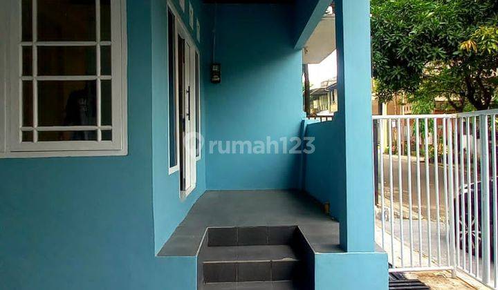 Rumah Komplek Gede Akses Jalan Besar di Sukmajaya Depok 2