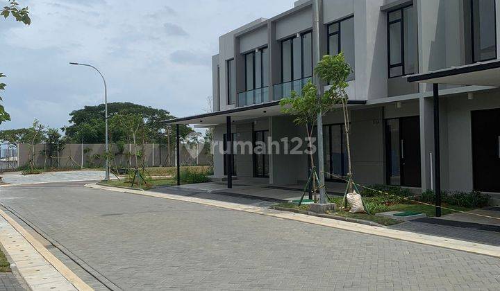 Sewa Brand New Rumah 8x12,5 Unfurnished 2 Lantai Pik2 Milenial  1