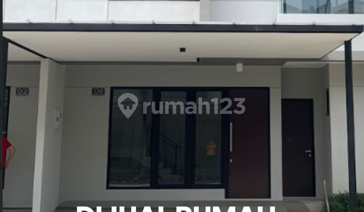 For Sale Millennial House Size 8 X 12.5, Cash/Mortgage Available Exp