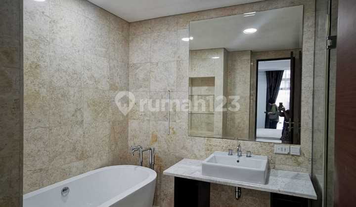 Disewakan Apartement Essence Dharmawangsa 3 Bedroom 2