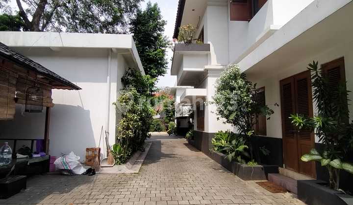 For Rent Rumah Menteng Jakarta Pusat 2