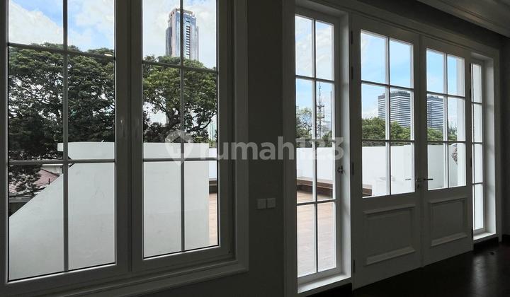 House for Sale in Menteng 2
