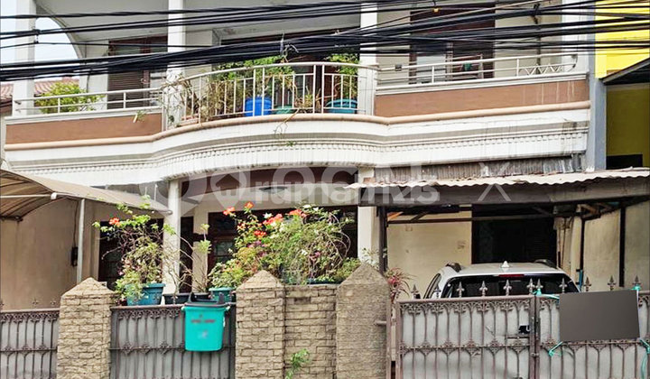 Rumah Giring-Giring Kelapa Gading, Jakarta Utara Rumah Giring-Giring Kelapa Gading, Jakarta Utara