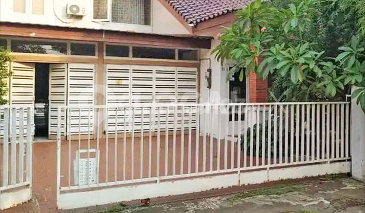 Cempaka Putih Tengah House, Cempaka Putih, Central Jakarta