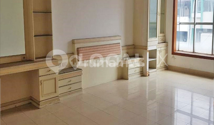 Ruko Alaydrus, North Petojo, Gambir, Central Jakarta