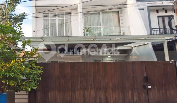 Rumah Imperial Gading Sukapura, Jakarta Utara